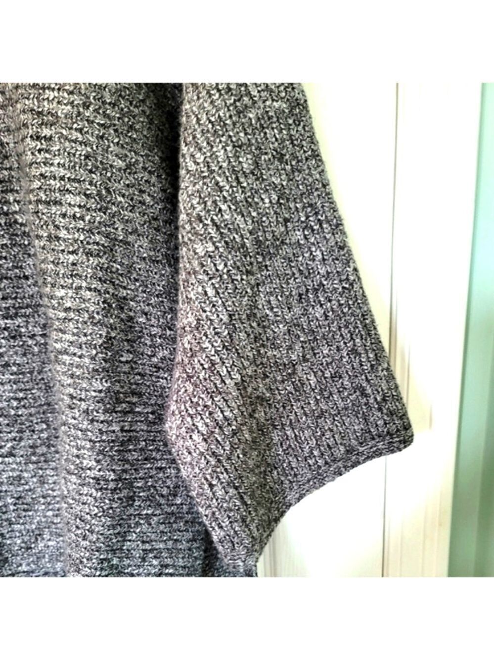 Old Navy Women's Knitted Pull-Over Hoodie Sweater Size M - Picture 5 of 11